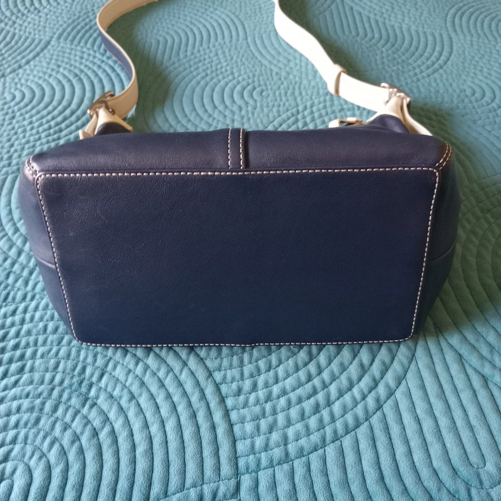 Coach Shoulder Crossbody Bag Adjustable Strap Navy & White Leather Excellent - Picture 11 of 12